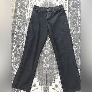 ⭐︎ Vintage LEE Relaxed Straight Leg At The Waist Black Jeans: Size 8